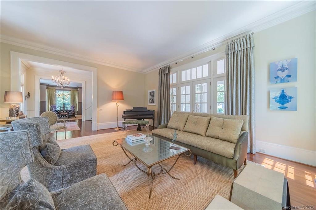 401 Eastover Road Charlotte, NC 28207 - Photo 8 of 46 Gallery Image 8