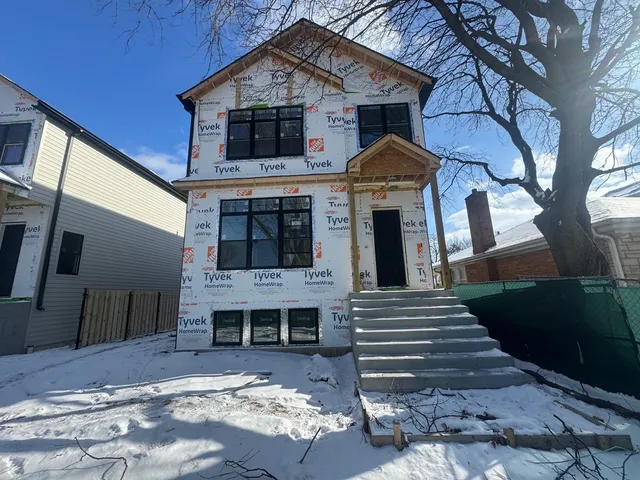 $1,395,000 | 6549 North Oliphant Avenue, Chicago, IL 60631