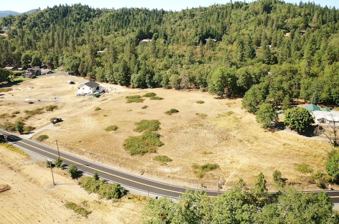 South River Road, Unit 1202 Grants Pass, OR 97526 - Photo 8 of 9 screen_9869f6efeffeeeac_1693956082478