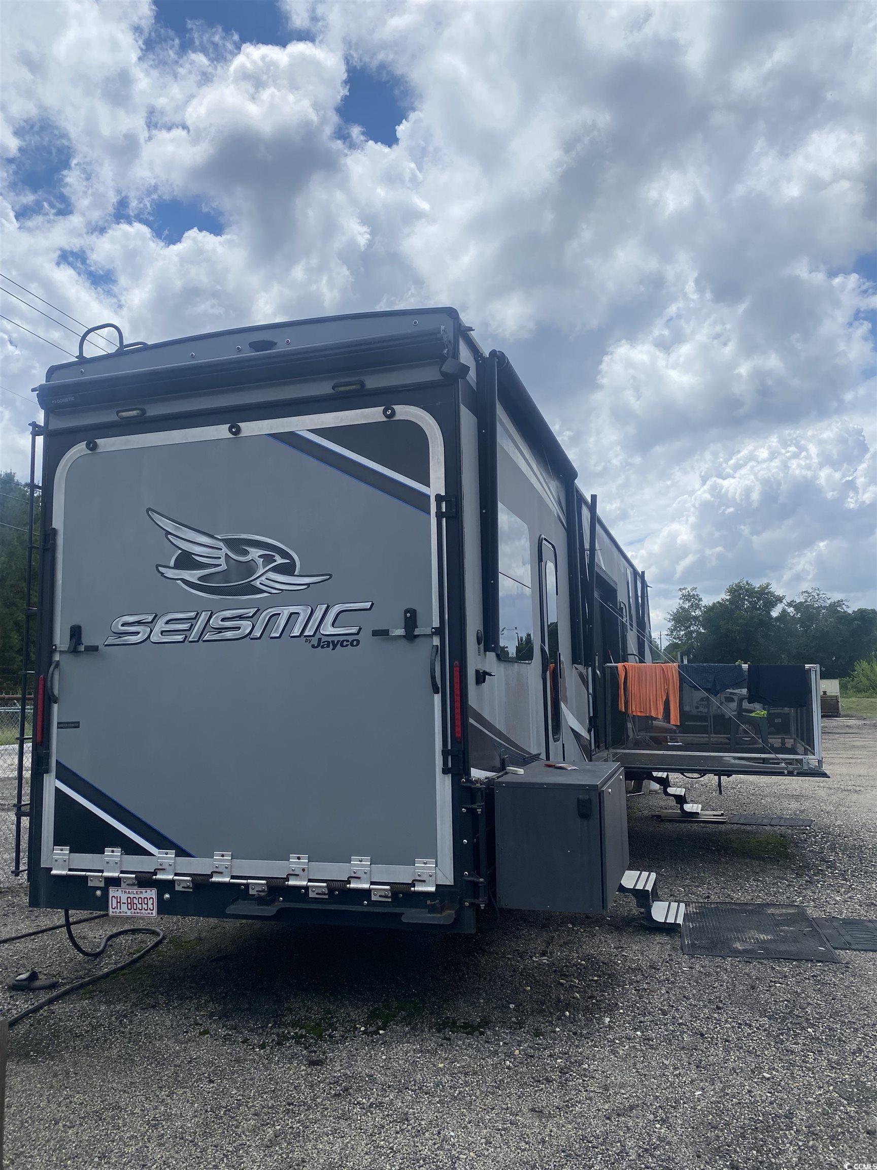 2433 Old Corner Court Marion, SC 29571 - Photo 18 of 18 View of side of property