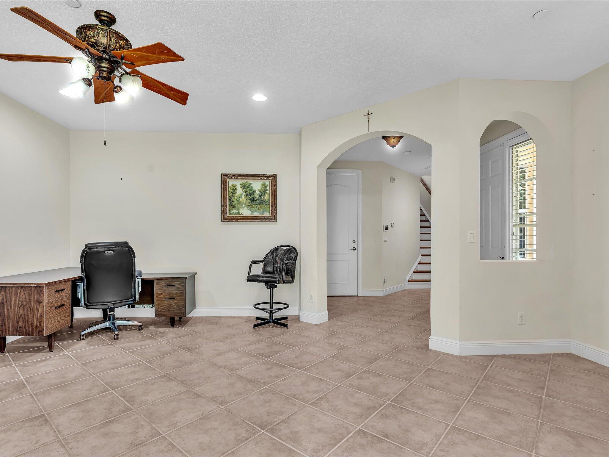 5575 Northeast Trieste Way Boca Raton, FL 33487 - Photo 4 of 38 First floor living area