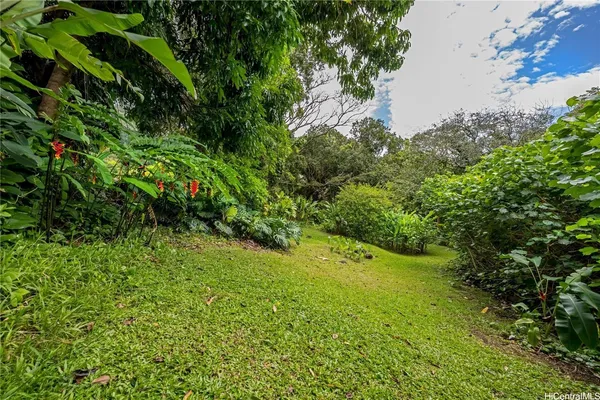 $1,199,000 | 3224 Pelekane Drive, Unit PARCEL 053, Honolulu, HI 96817