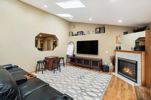 $1,000,000 | 5821 West 88th Street, Fremont, MI 49412