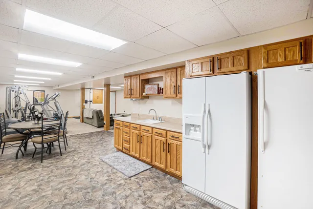 $1,000,000 | 5821 West 88th Street, Fremont, MI 49412