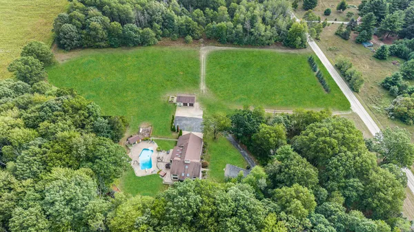 $1,000,000 | 5821 West 88th Street, Fremont, MI 49412