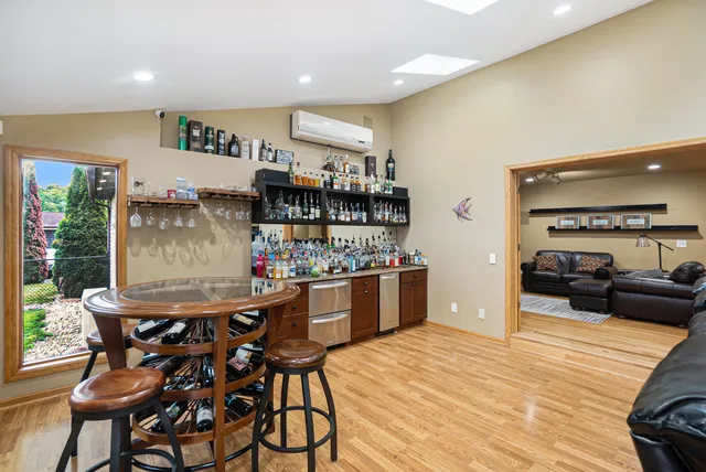 $1,000,000 | 5821 West 88th Street, Fremont, MI 49412