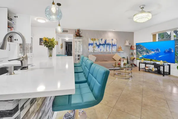 $242,000 | 1232 Club Drive West, Unit D, Delray Beach, FL 33445