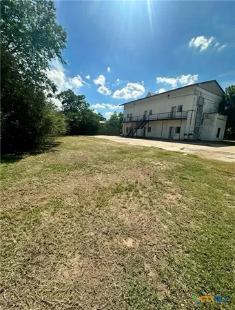 $399,900 | 1010 Nelson Street, Yoakum, TX 77995