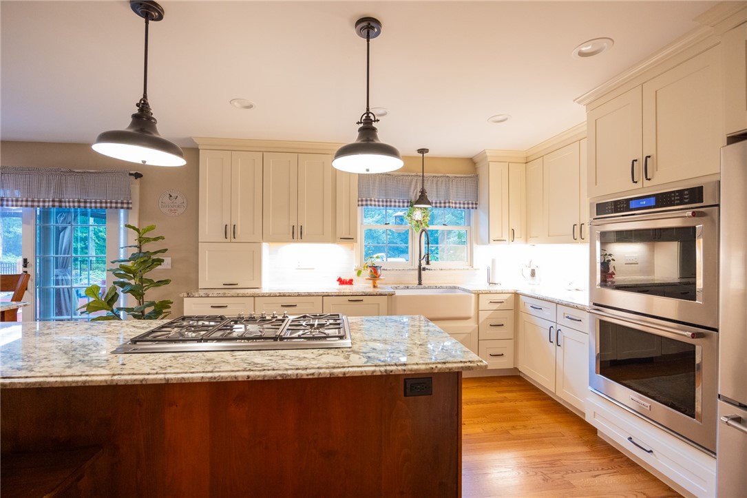 21 Gentry Way Scituate, RI 02857 - Photo 16 of 32