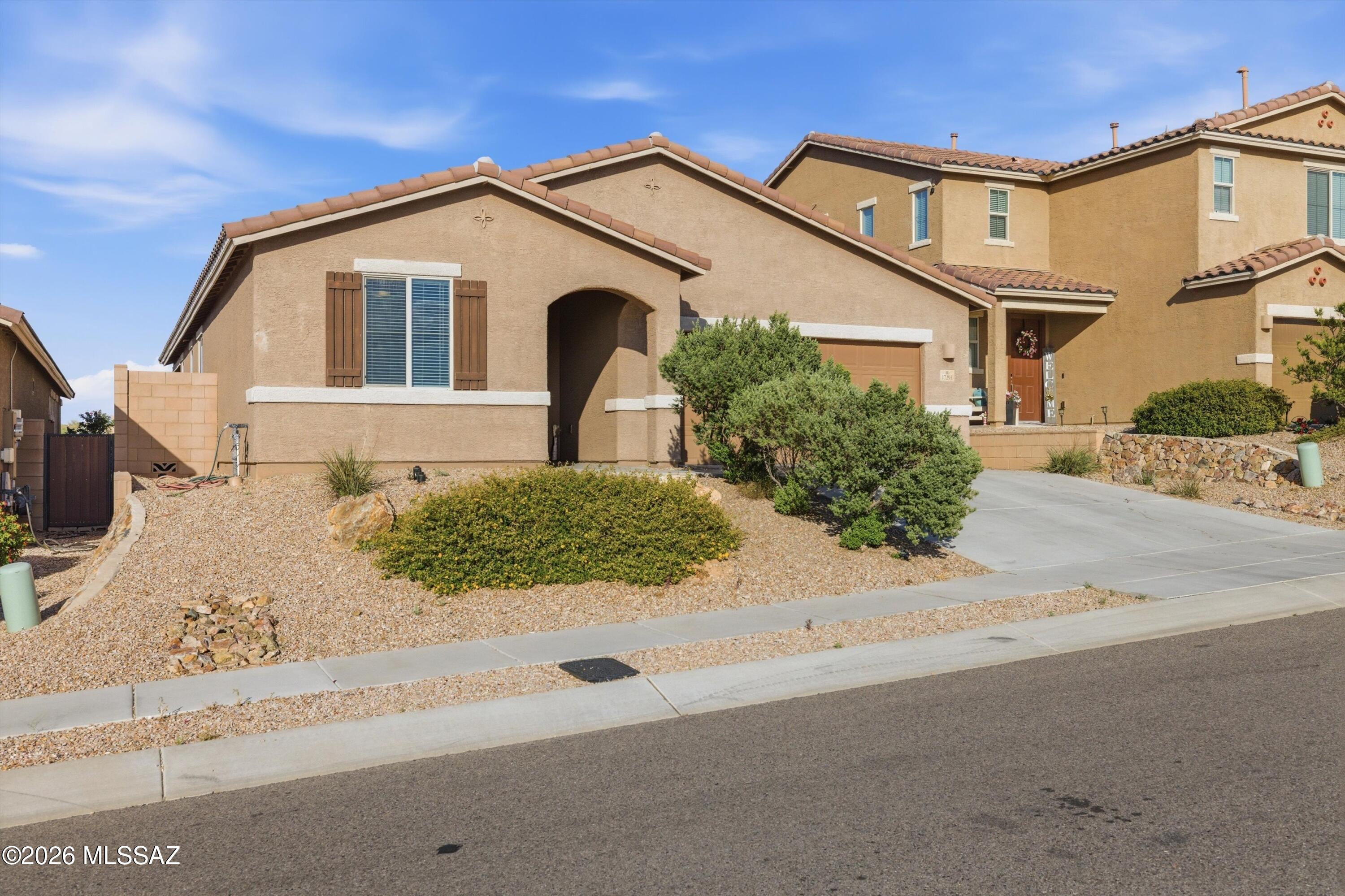17293 South Ridgerunner Drive Vail, AZ 85641 - Photo 33 of 37