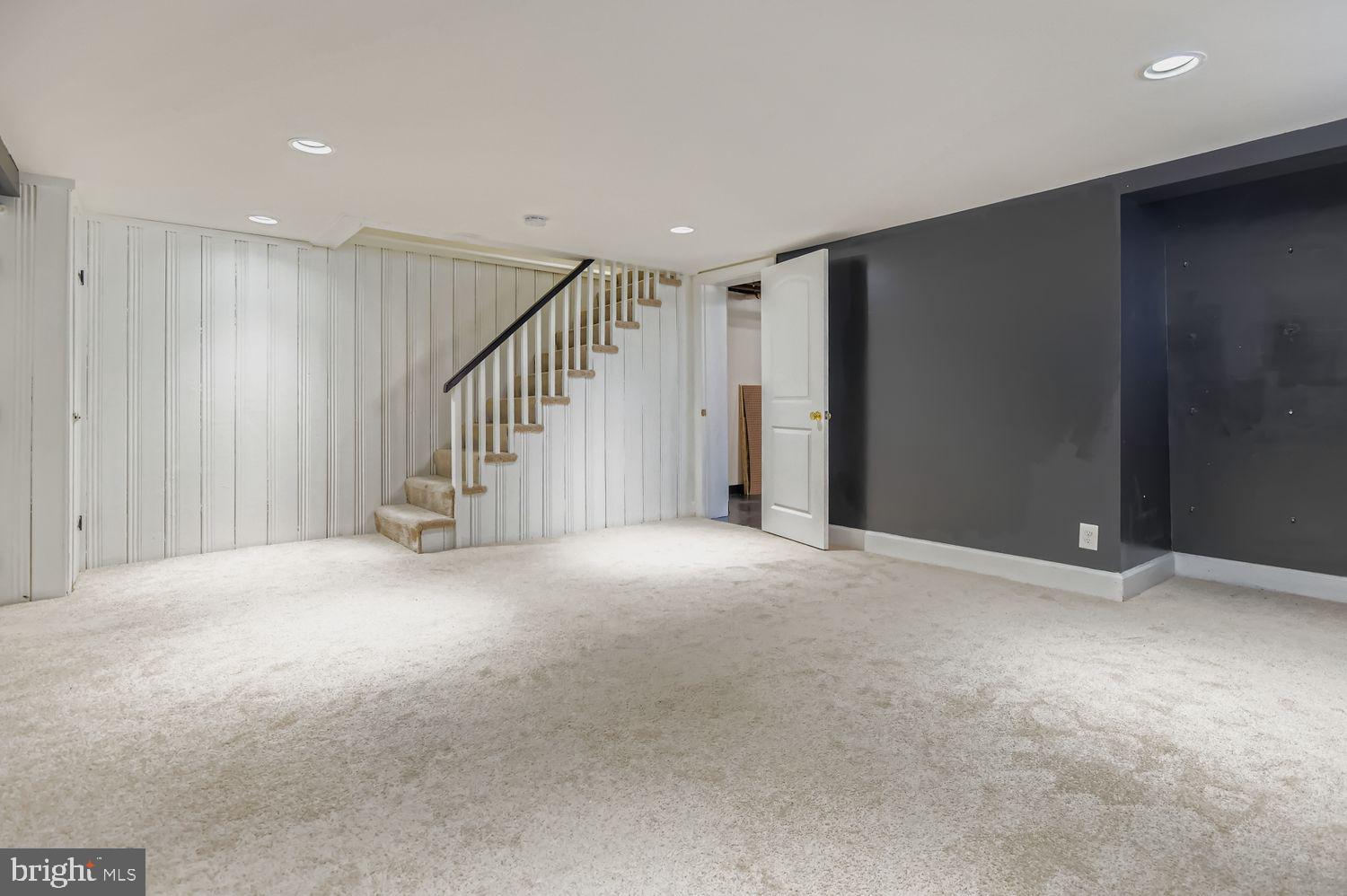 2901 Harview Avenue Baltimore, MD 21234 - Photo 24 of 28