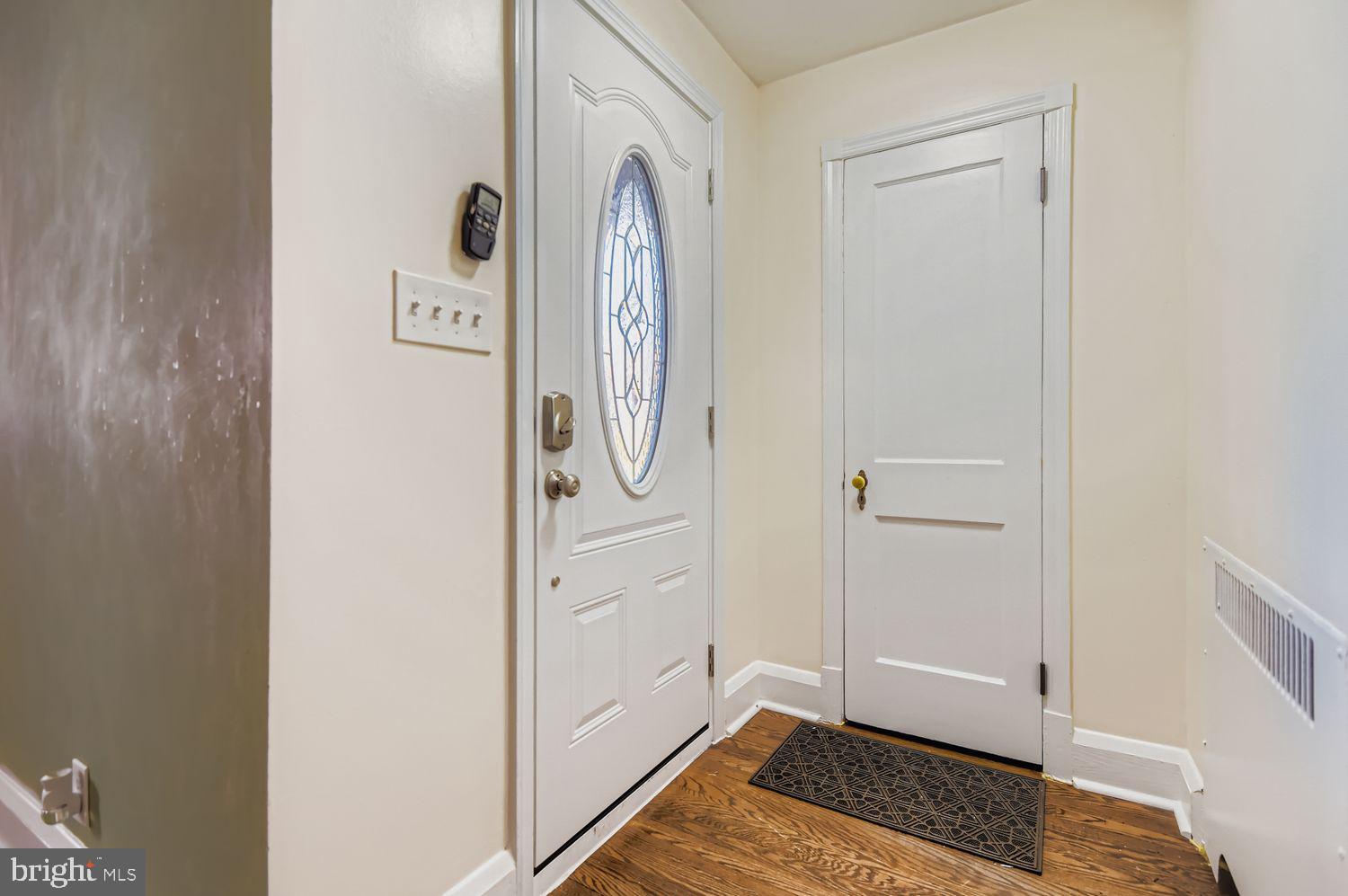 2901 Harview Avenue Baltimore, MD 21234 - Photo 6 of 28