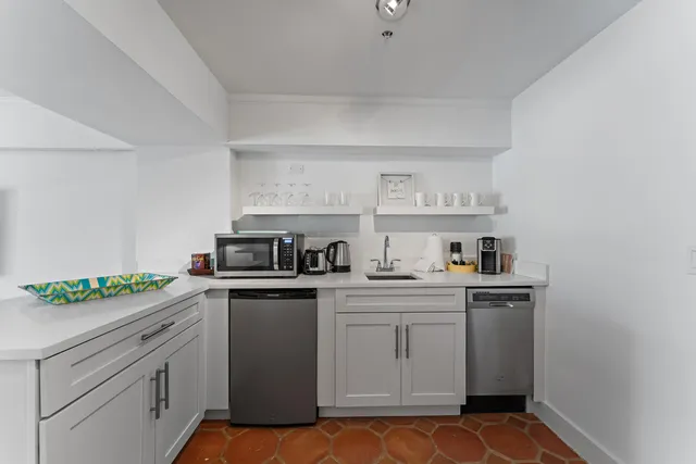 $8,500 | 235 Sunrise Avenue, Unit 1107 & 1108, Palm Beach, FL 33480