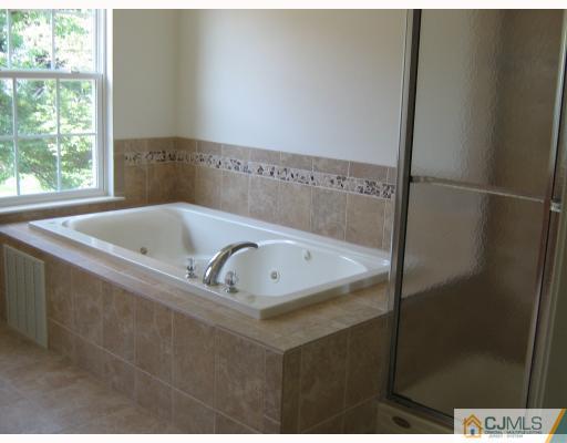 351 Rahway Road Edison, NJ 08820 - Photo 8 of 8 Gallery Image 8