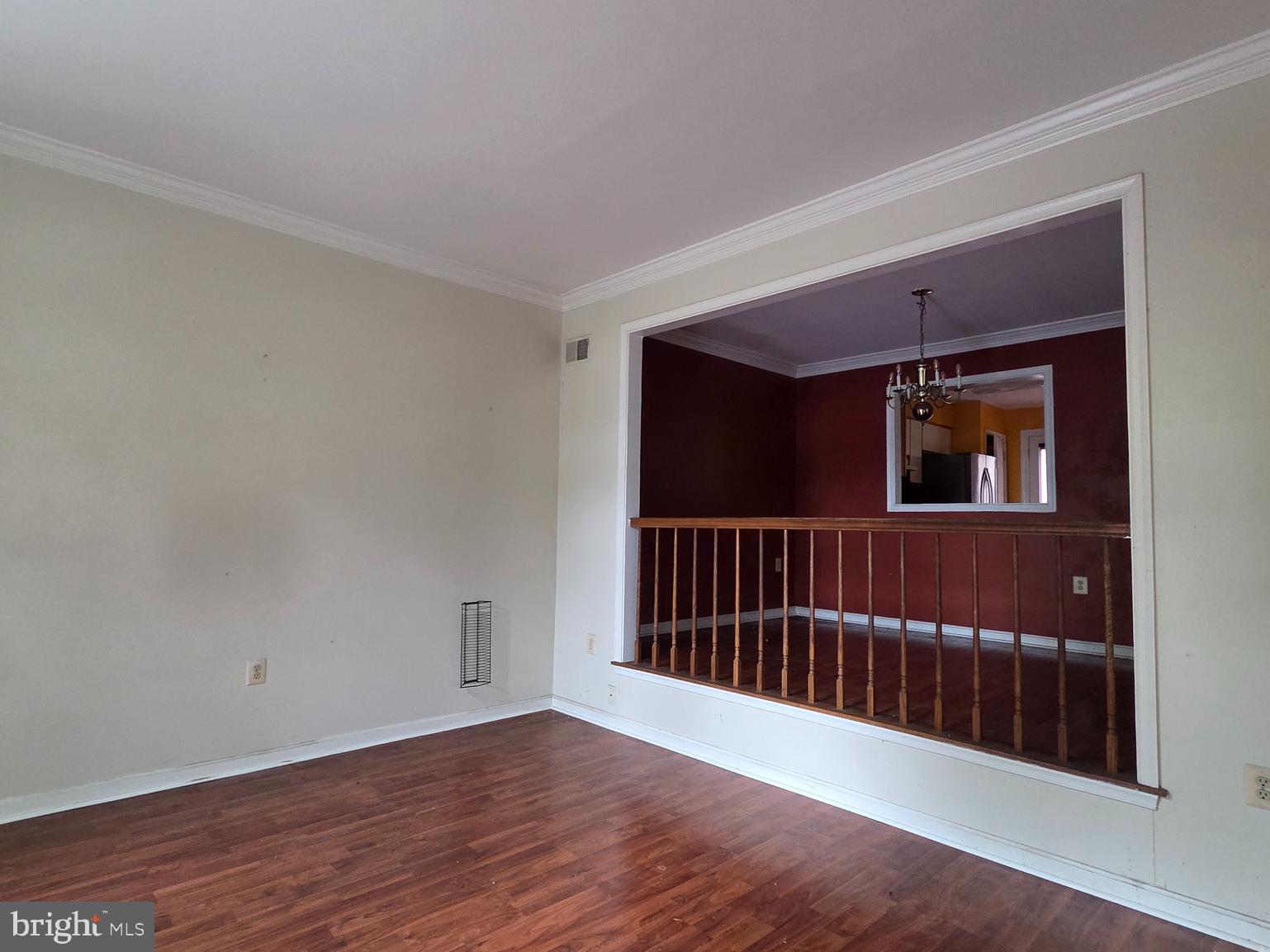 1110 Arcola Avenue Silver Spring, MD 20902 - Photo 4 of 18