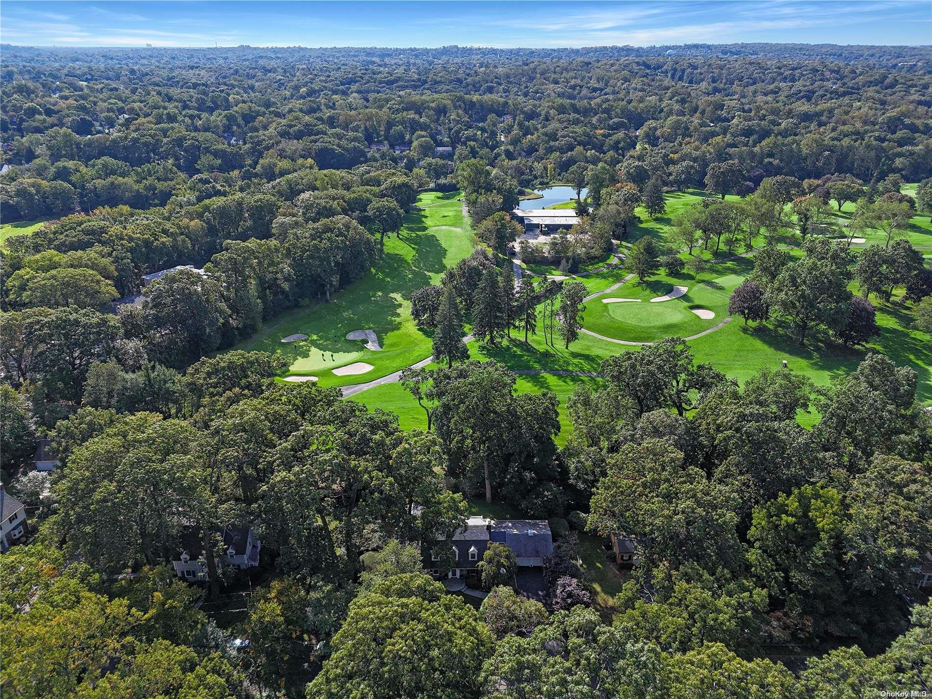 6 Argyle Road Port Washington, NY 11050 - Photo 1 of 1