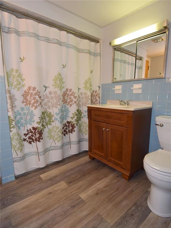 219 McConnell Road Canonsburg, PA 15317 - Photo 18 of 22 Full Bathroom, lower level