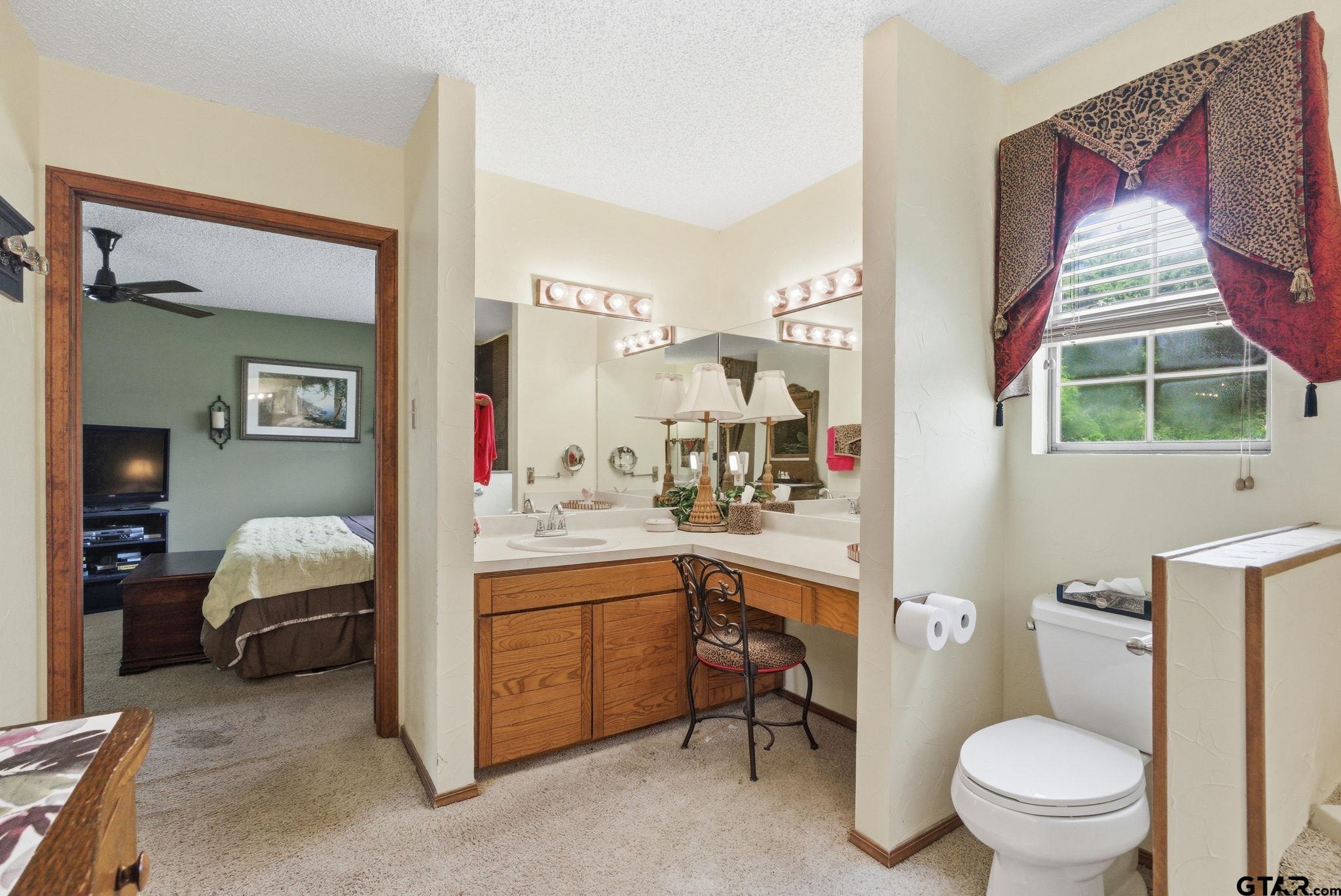 6146 County Road 334 Tyler, TX 75708 - Photo 21 of 34