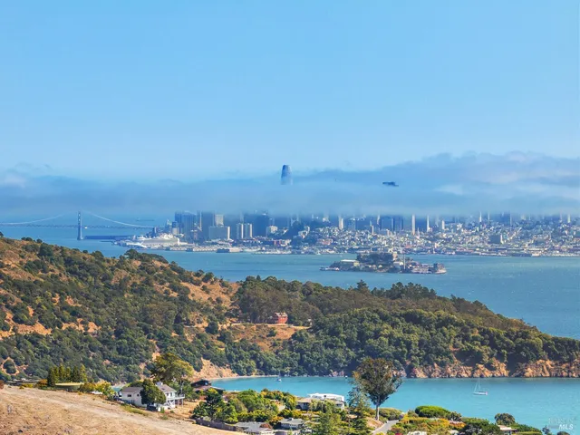 $6,800,000 | 97 Sugarloaf Drive, Tiburon, CA 94920