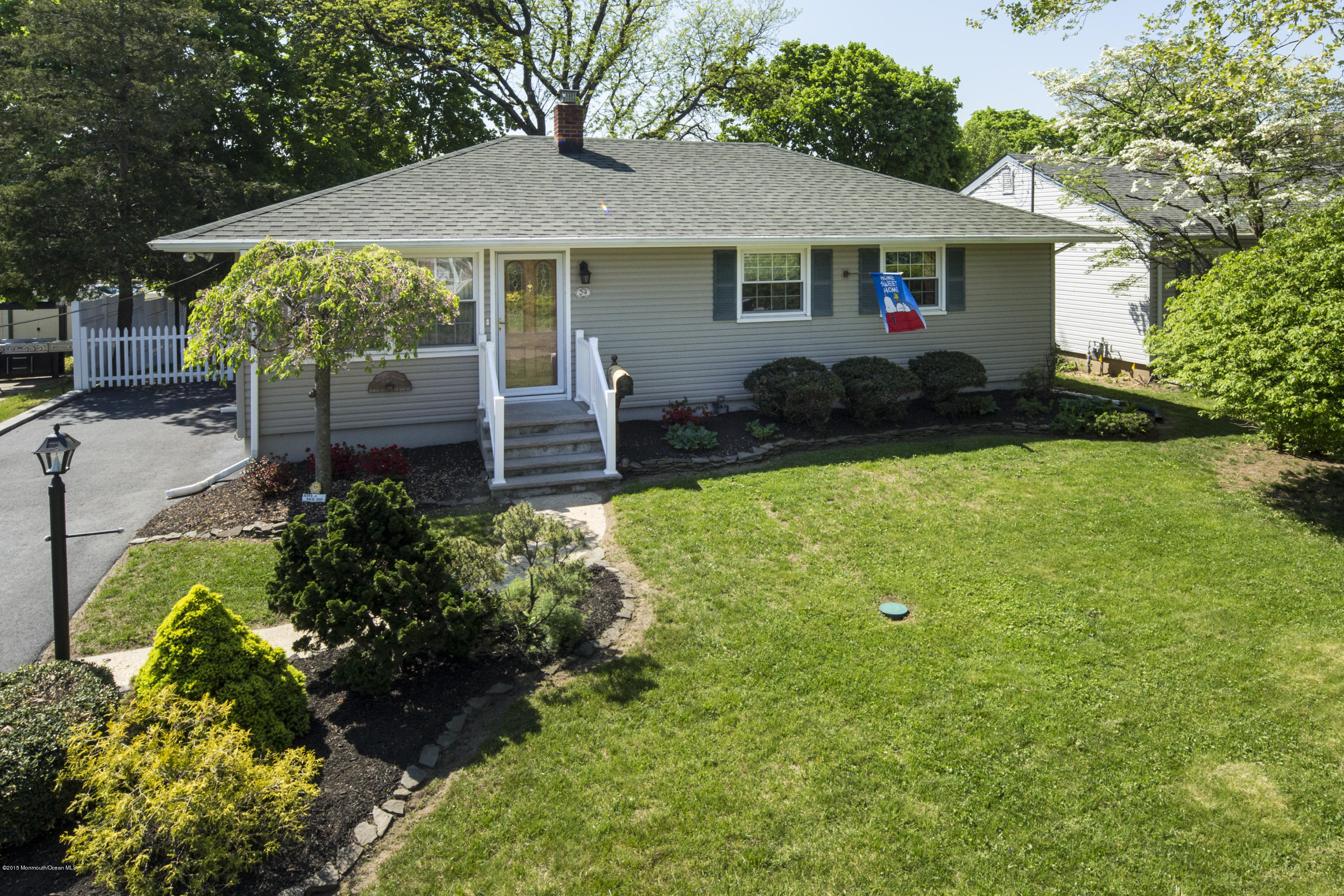 39 Monroe Street Keyport, NJ 07735 - Photo 2 of 27 House Front