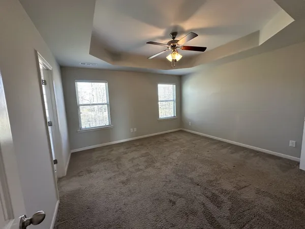 $2,195 | 214 Saxony Way, Gallatin, TN 37066