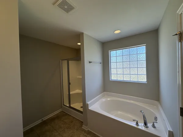 $2,195 | 214 Saxony Way, Gallatin, TN 37066