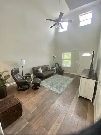$2,195 | 214 Saxony Way, Gallatin, TN 37066