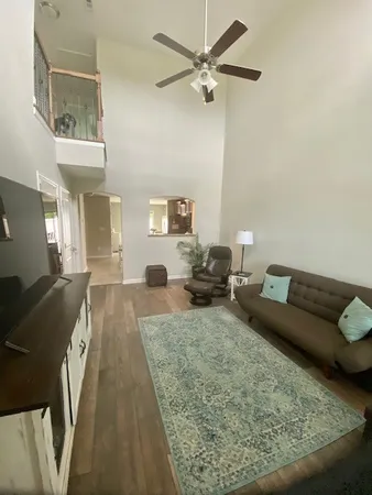 $2,195 | 214 Saxony Way, Gallatin, TN 37066
