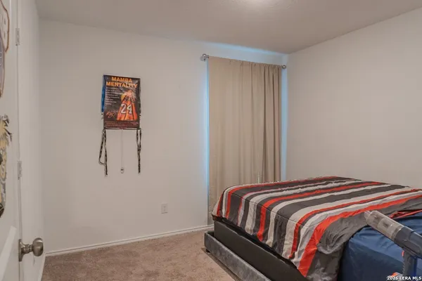 $2,000 | 129 Avena Grove, Floresville, TX 78114