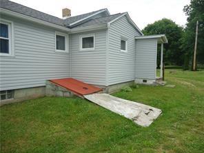1174 Rutledge Road Transfer, PA 16154 - Photo 2 of 16 Gallery Image 2