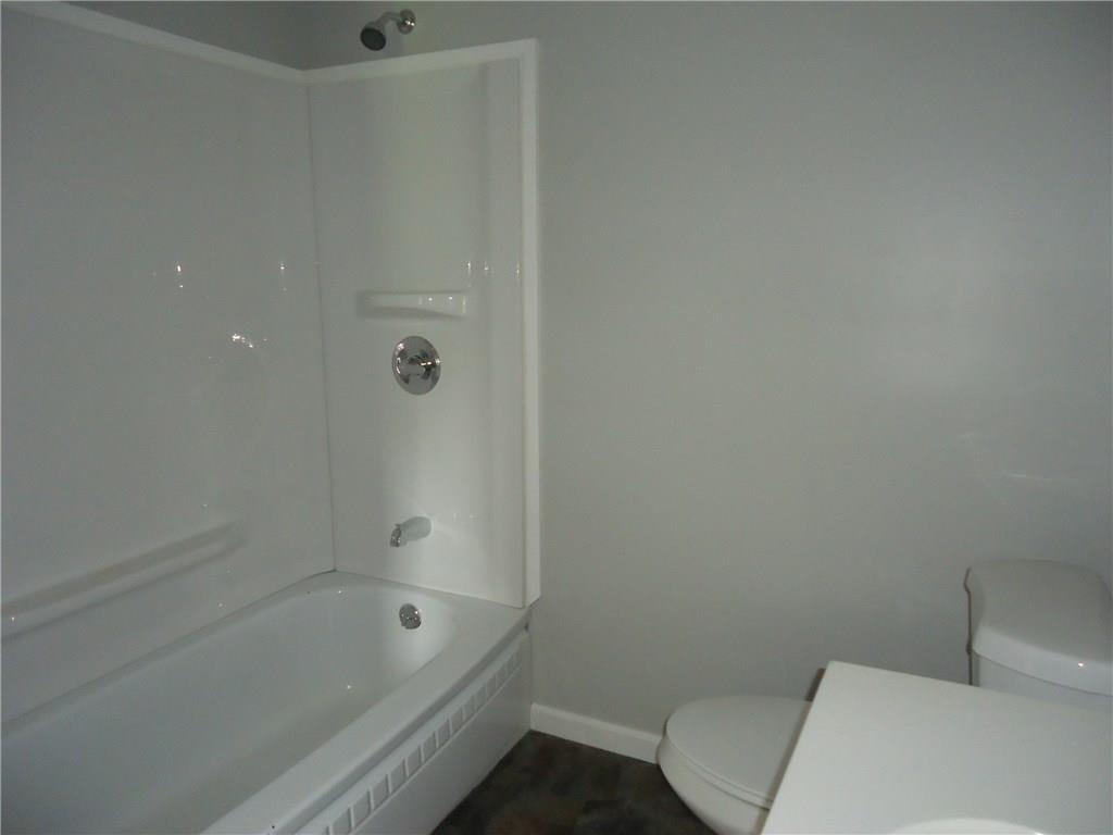 1174 Rutledge Road Transfer, PA 16154 - Photo 12 of 16 Gallery Image 12