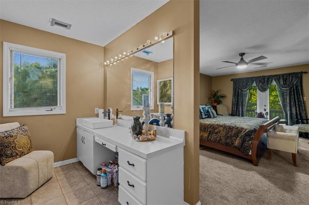 2016 Ledford Road Greensboro, NC 27406 - Photo 32 of 49