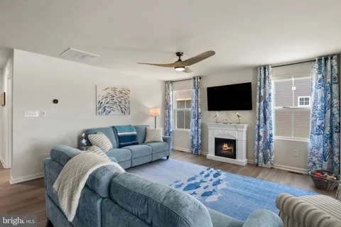 $384,900 | 16283 John Adams Lane, Millsboro, DE 19966