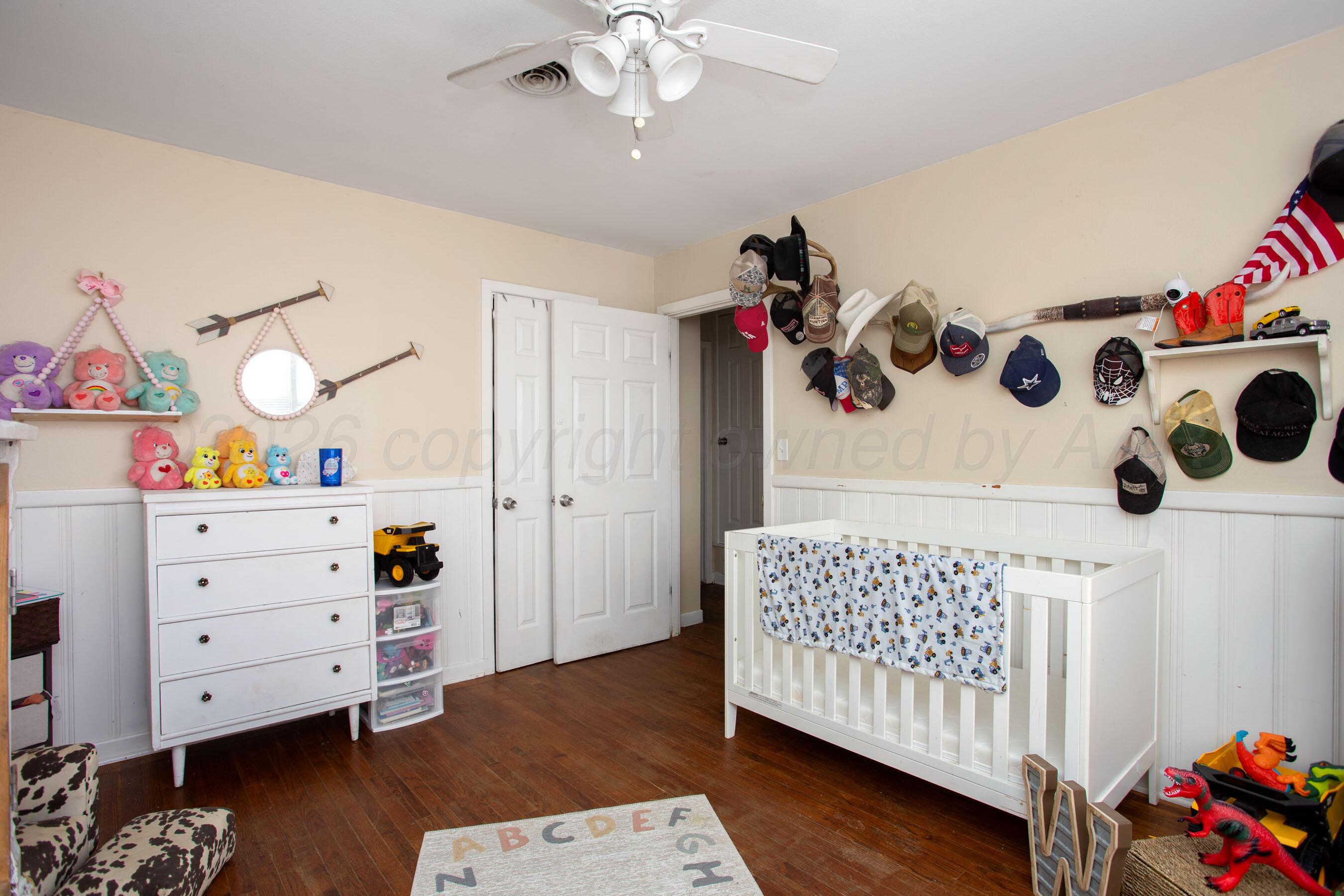 3312 Paramount Boulevard Amarillo, TX 79109 - Photo 20 of 30 Bedroom 2