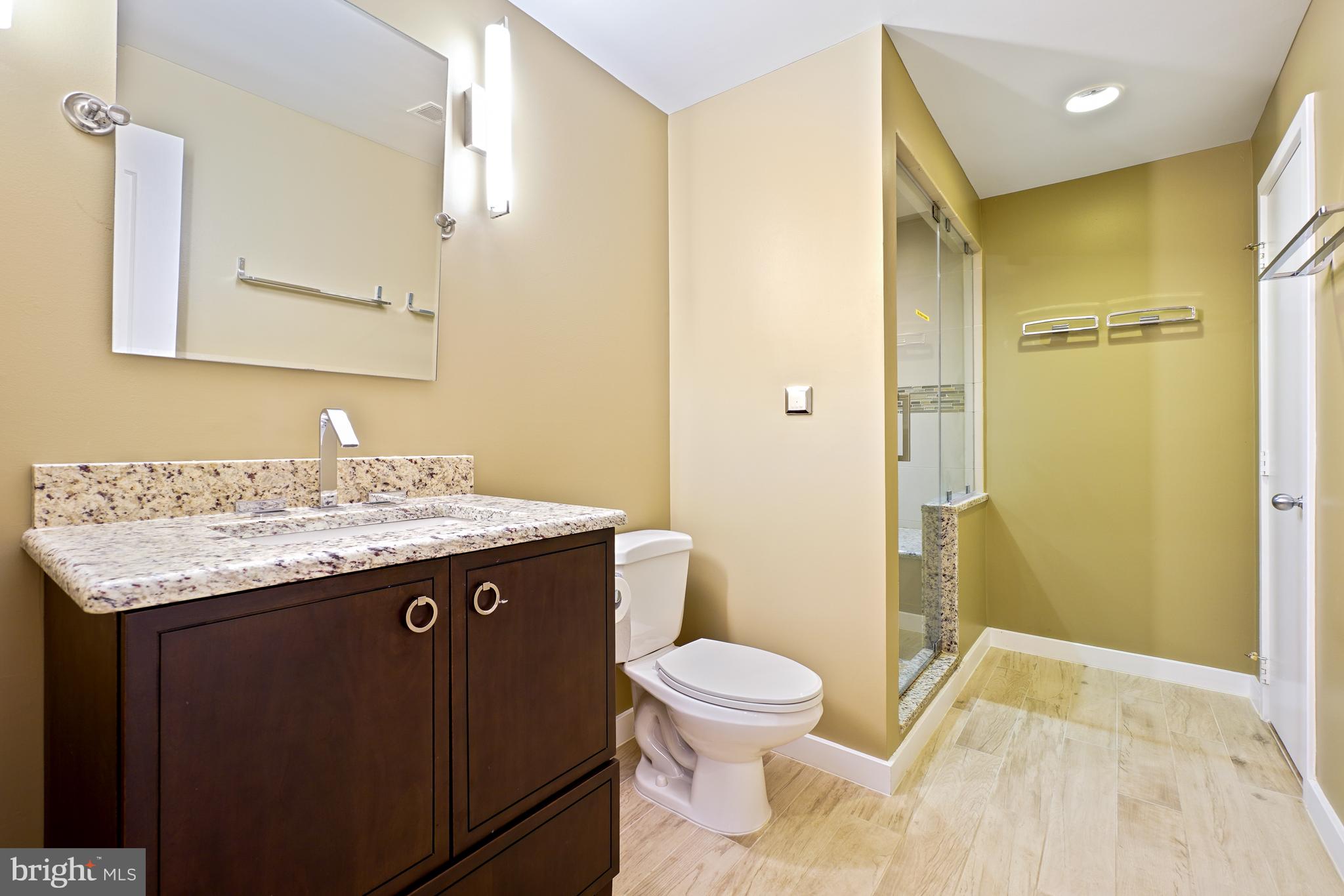 1104 Water Pointe Lane Reston, VA 20194 - Photo 33 of 44