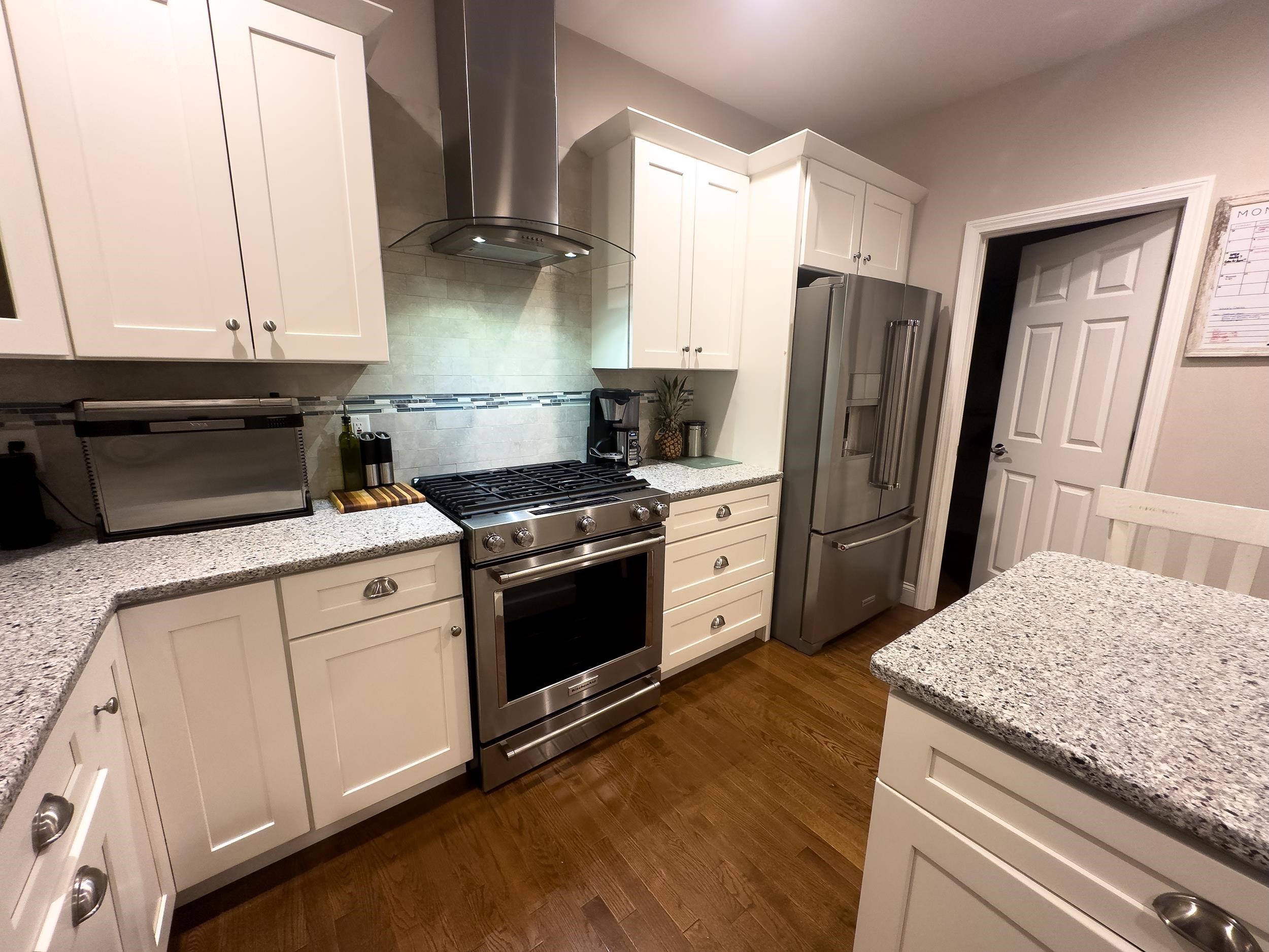 20 Schoolhouse Road Londonderry, NH 03053 - Photo 4 of 11