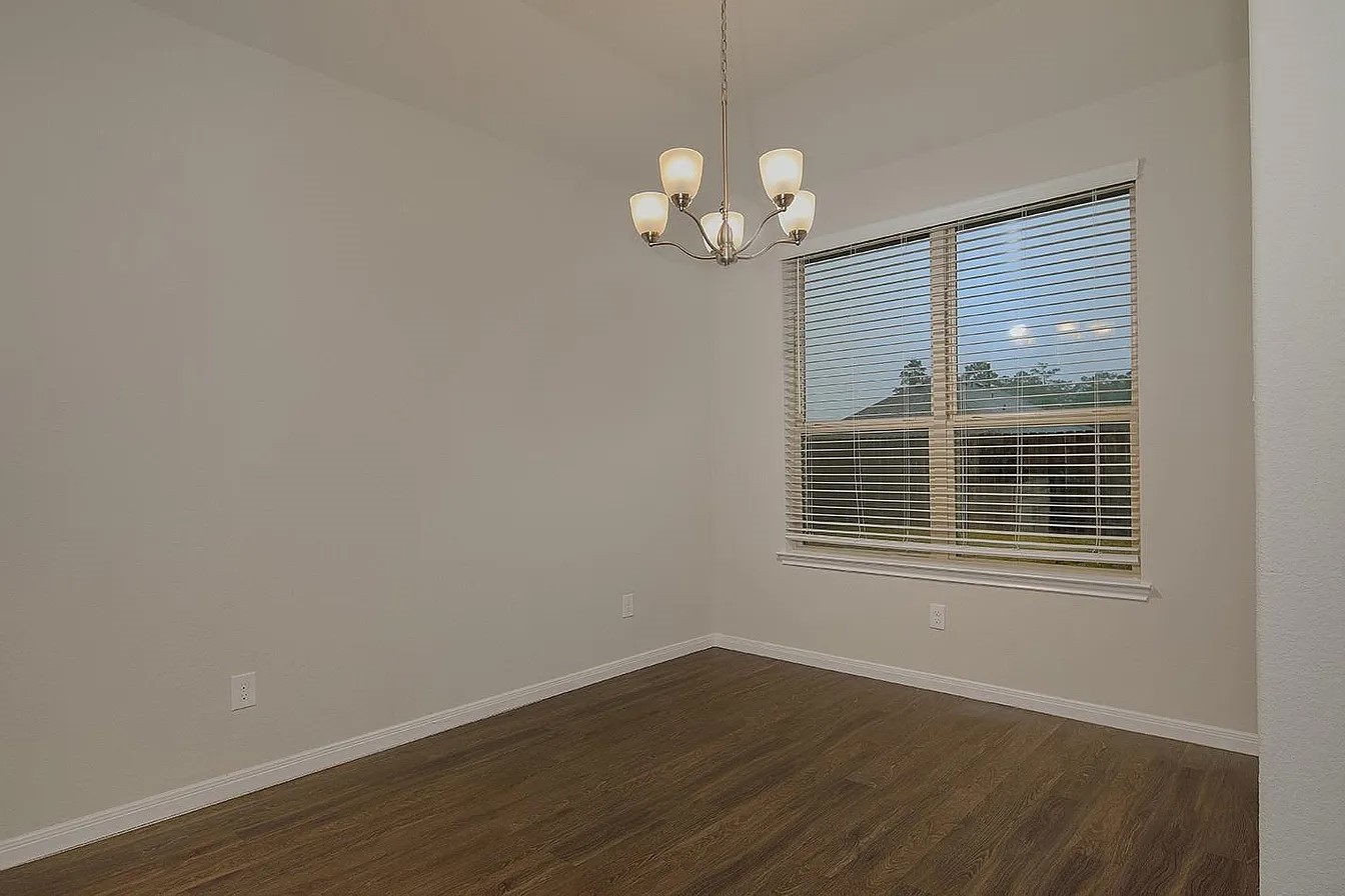 14215 Irvine Rnch Trail Conroe, TX 77384 - Photo 13 of 18