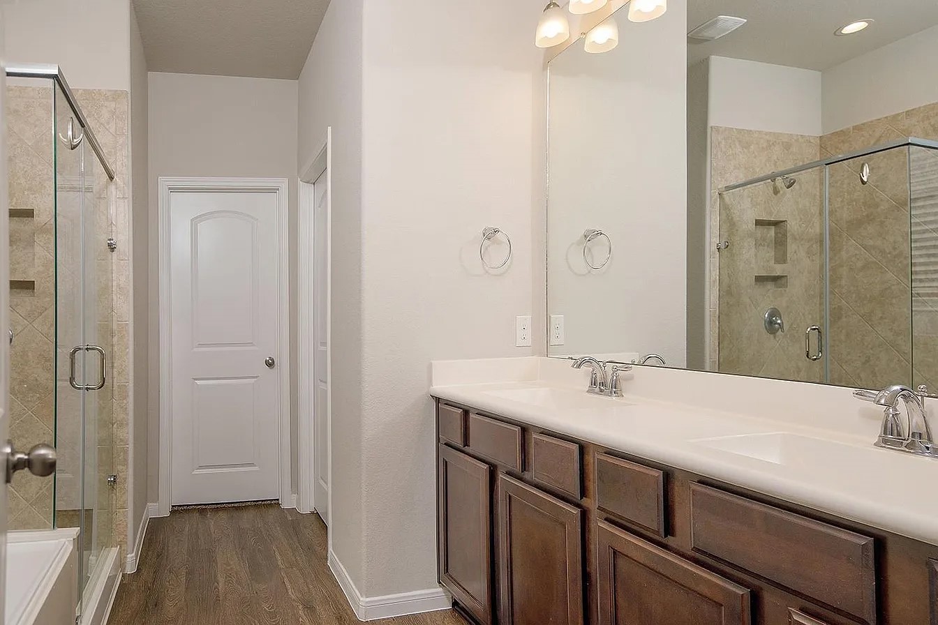 14215 Irvine Rnch Trail Conroe, TX 77384 - Photo 9 of 18