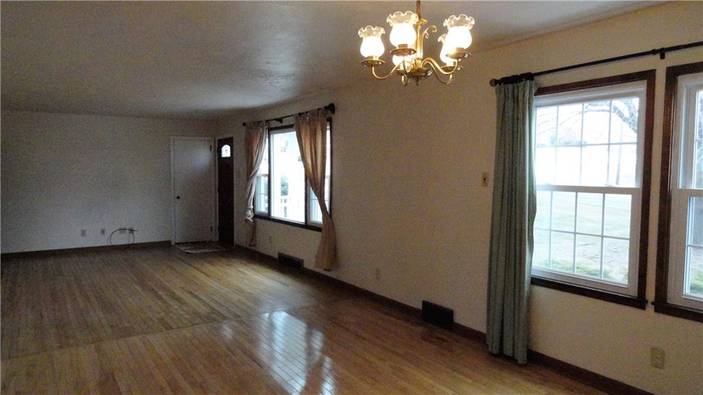 212 North Duffy Road Butler, PA 16001 - Photo 9 of 25 Gallery Image 9