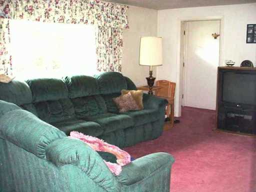 96 Cushing Road Warwick, RI 02888 - Photo 3 of 8 Other.
