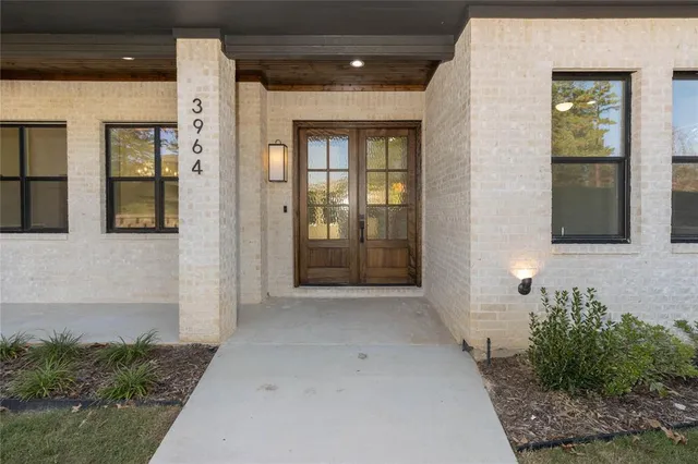 a view of an entryway of house