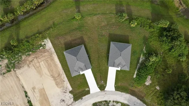 $2,000 | 2009 Inglewood Circle, LaBelle, FL 33935