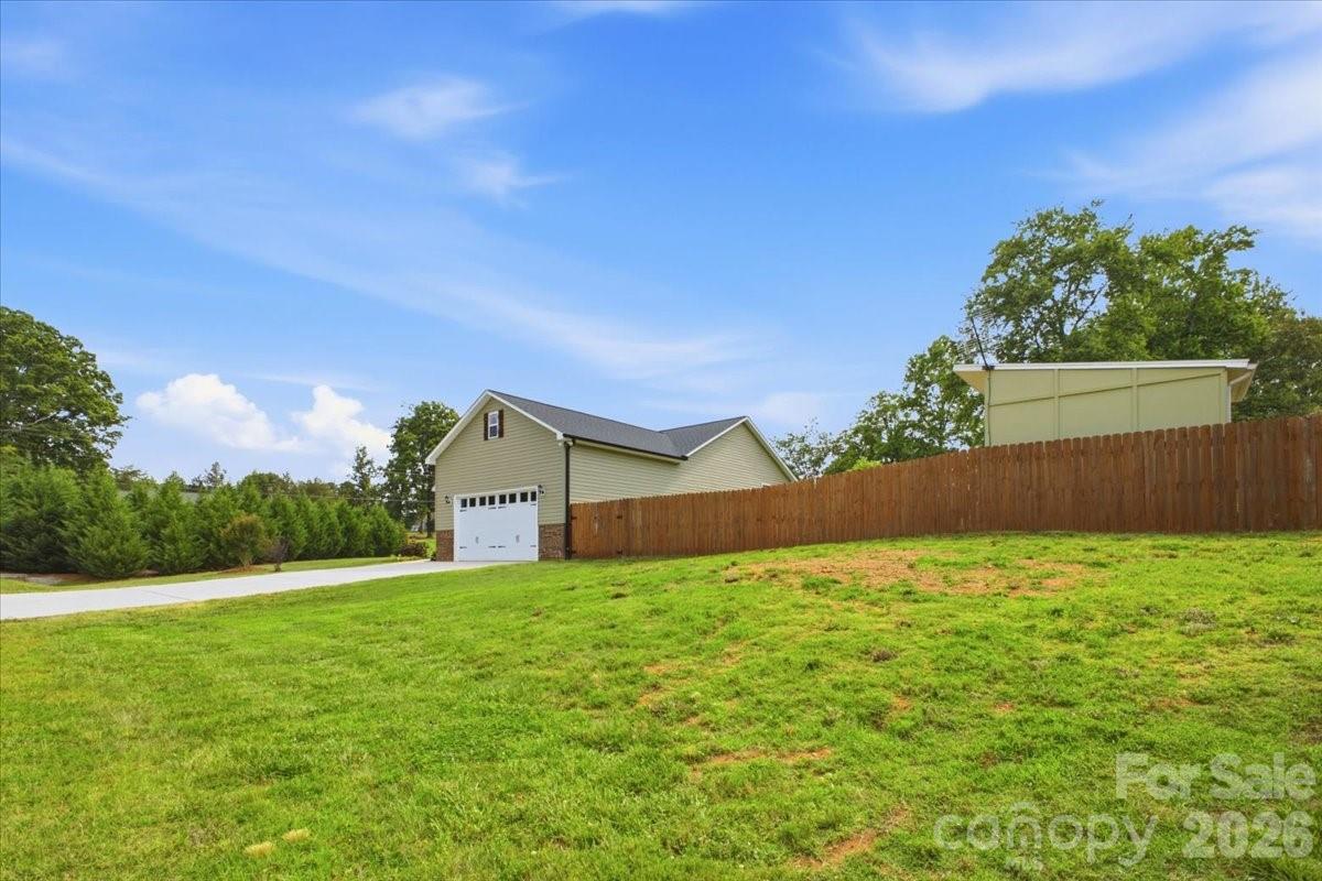3788 Rene Lane Maiden, NC 28650 - Photo 5 of 40
