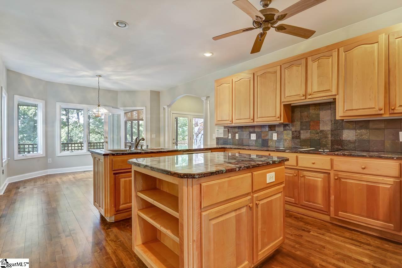 978 Holly Bush Road Easley, SC 29640 - Photo 11 of 31