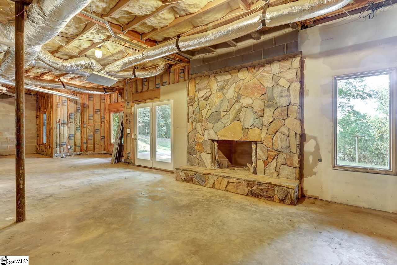 978 Holly Bush Road Easley, SC 29640 - Photo 24 of 31