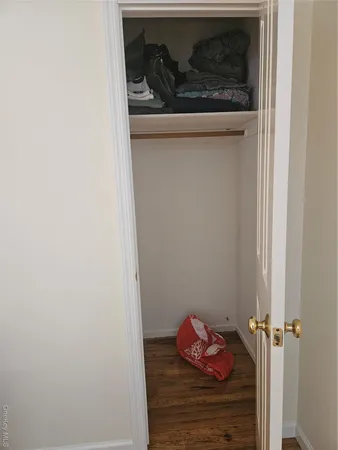 $3,200 | 8 Town Path, Unit 2, Glen Cove, NY 11542