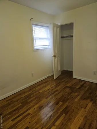 $3,200 | 8 Town Path, Unit 2, Glen Cove, NY 11542