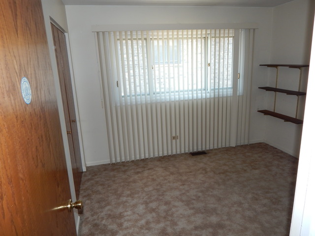 1120 West Compton Addison, IL 60101 - Photo 15 of 23