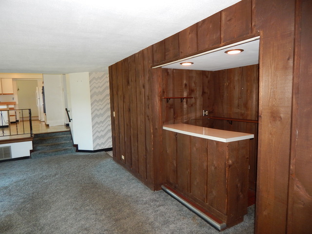 1120 West Compton Addison, IL 60101 - Photo 9 of 23