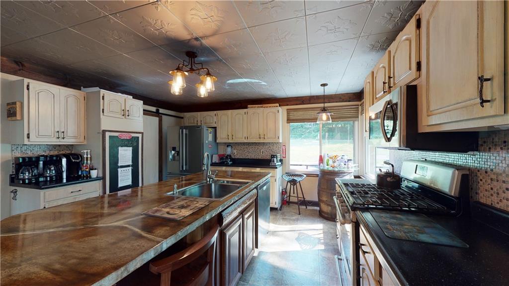 244 Alpine Heights Road Champion, PA 15622 - Photo 10 of 25 Gallery Image 10